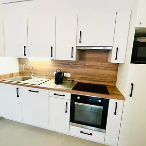 Le Quartz Tresum In A Modern Near The Garage Included Apartment