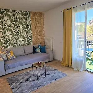 Paradise Near Downtown & Free Parking - Local Bike Annecy